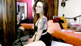 Bombshellbaeby (07-20-2025) feet