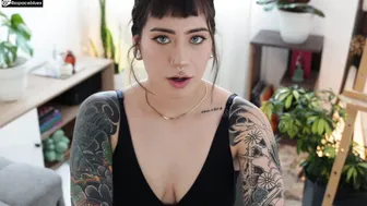 xspacebluex posing on cam 08/13/2026