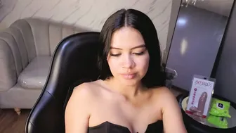 valeria_ramirez_t porn cam 08-14-2026