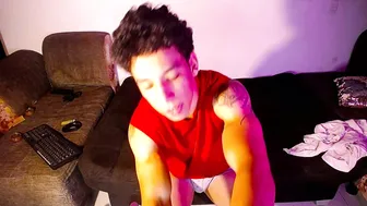 ethan_noir cam girl amateur cam