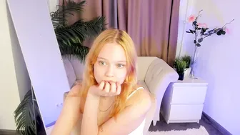 Jennifer_shy_ sex cam (08/14/2026)