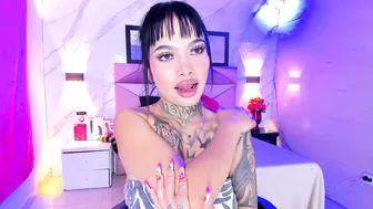 Dahlyagoddess on webcam 08/15/2026