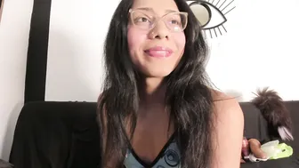 emilygomezz hot live cam video 15 August 2026