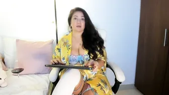 Milfboobs_10 feet (08-16-2026)