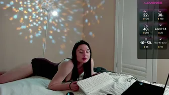 Aphroditerobertss bigass amateur webcam video