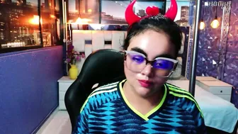 Megan_glenda video cam 16-Aug-26