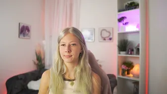 emilyswannn recorded nude video 1093146