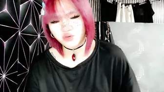 queen_elicktra young (08-18-2026)