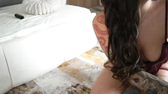 Kyliecroft webcam show - 08-18-2026