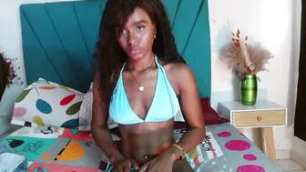 Day_wish1 on live cam - 18 August 2026