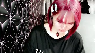 Queen_elicktra 08-19-2026 smallboobs