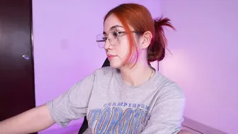 hellena_1 hairy (08-19-2026)