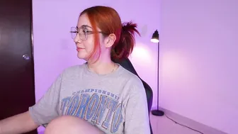 hellena_1 hairy (08-19-2026)