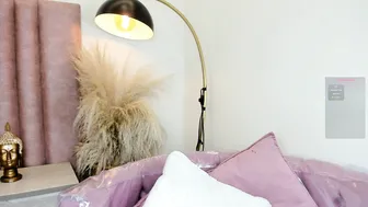 1m_emily recorded nude video 1095127