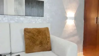 lucia_janne chat porn (08/19/2026)