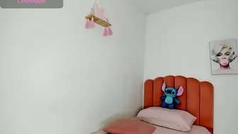julieth_sanzz blonde - 08/19/2026