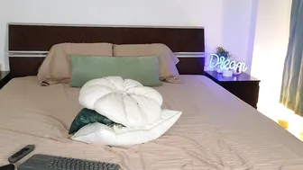 sofi_moon26 domi - 08-19-2026