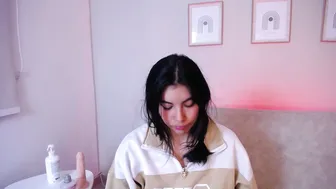 bella_cute_01 latina sex cam chat