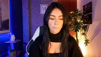 _coraliinee_ cum 20 August 2026