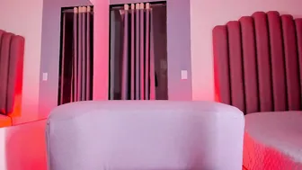 Karolinmonroe sex cam - (08-20-2026)