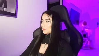 Khitanaa chat porn video (08-21-2026)