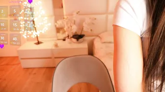 Lilly_colins lovense hot webcam video
