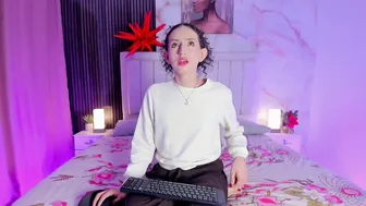 Pinky_peach_ 22-Aug-2026