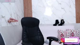 kiara_scottt anal live on cam