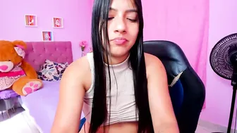 Zara_cute18 cam sex 22 August 2026