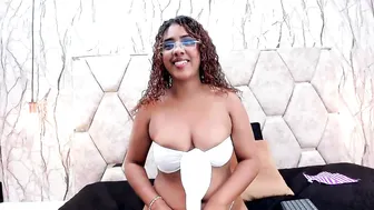 elenamiller_ on webcam 08/22/2026