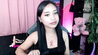 Devine_goddessx live cam video (07/21/2025)
