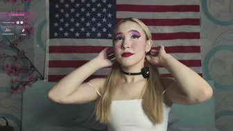 lovamanda sex cam chat posing on webcam
