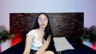 lucyy_liiu amateur webcam video 08-25-2026