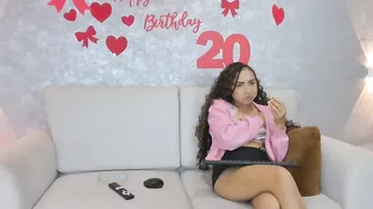 lucia_janne amateur live cam video 25-Aug-2026