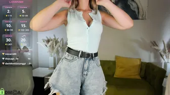 White___cat webcam show (08-25-2026)