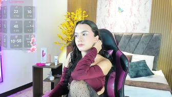 aisha_vex on cam (08-25-2026)