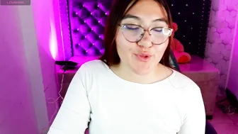 Diamondfox_m young nude cam video