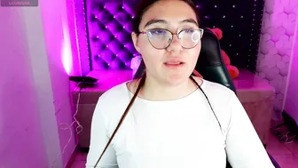 Diamondfox_m young nude cam video