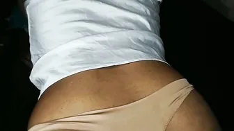 sexy_n_thick posing on webcam (08-26-2026)
