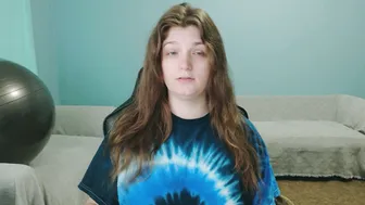 treejeanne posing on webcam - (08-26-2026)