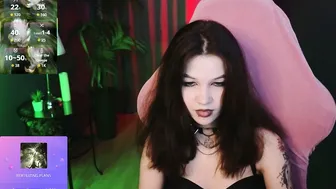 moonberry_yi amateur cam show (08-27-2026)