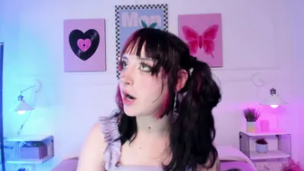 Zoe_lynch_ (08-27-2026)