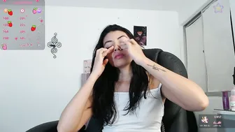 ellajonz recorded nude video 1105398