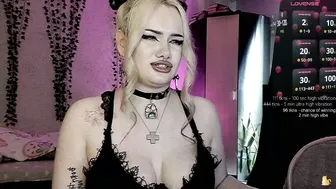 Cherry_elfcat ahegao posing on webcam