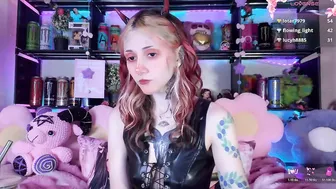 _devilbaby on live cam (08/29/2026)