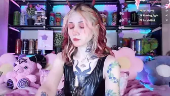 _devilbaby on live cam (08/29/2026)
