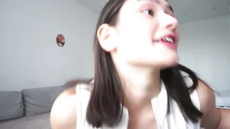 Floralmuse porn cam (08/29/2026)