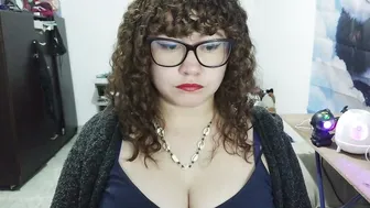 curly_greeneyed sex porn cam 29 August 2026