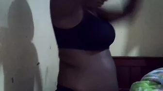 momsdoll young nude cam