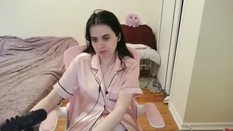 Goddesslunadragonprincess sex cam chat (08-31-2026)